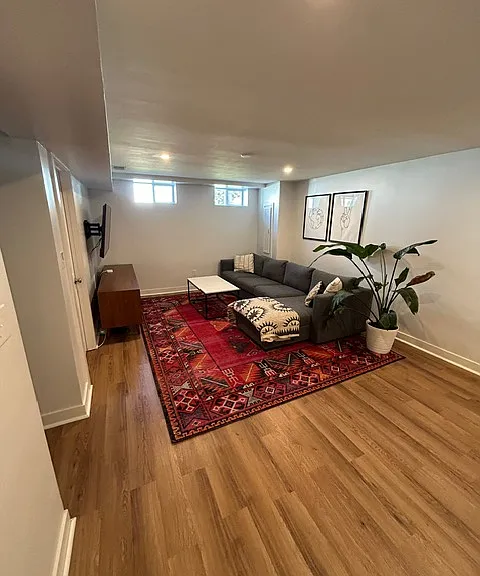 4521 S Clarkson St — Photo 16