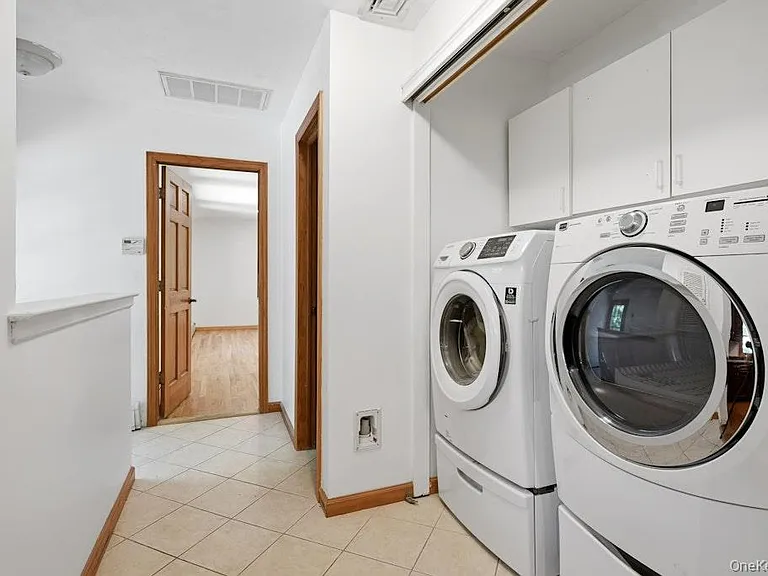 20 Williamsburg Dr — Photo 30