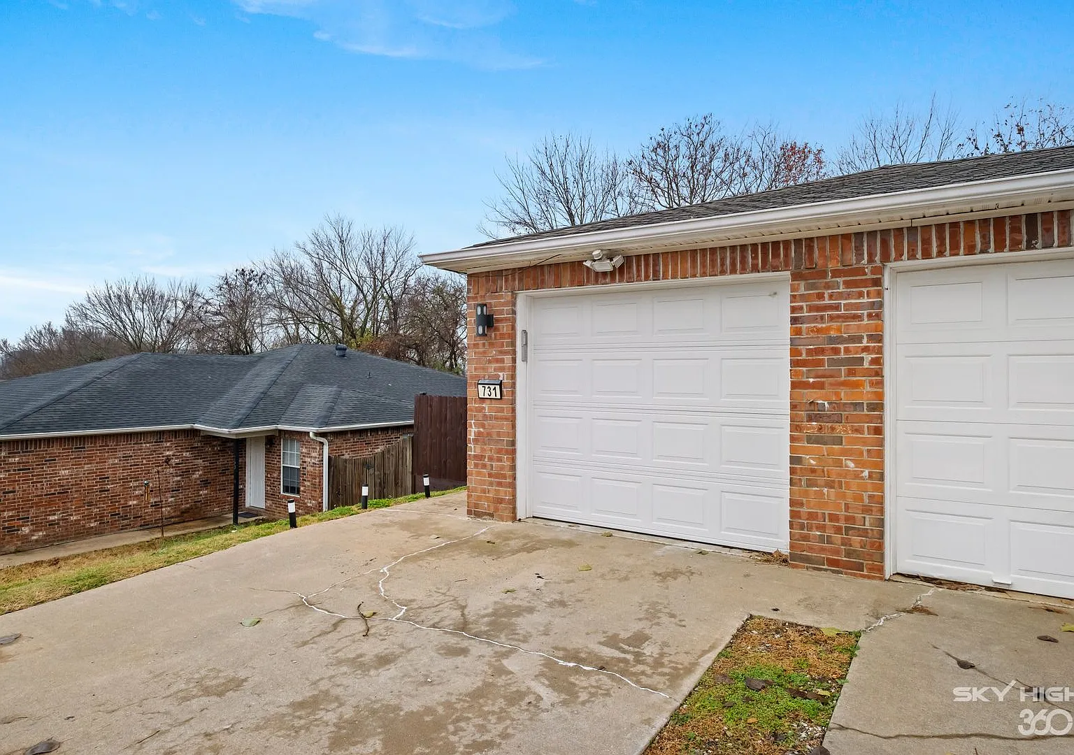 Modern Duplex in Fayetteville, AR — Photo 3