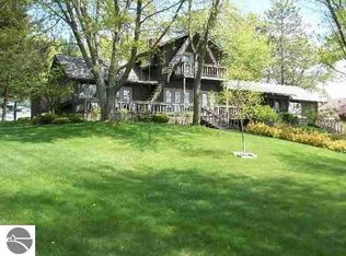 4368 W Lakeside Dr, West Branch, MI 48661
