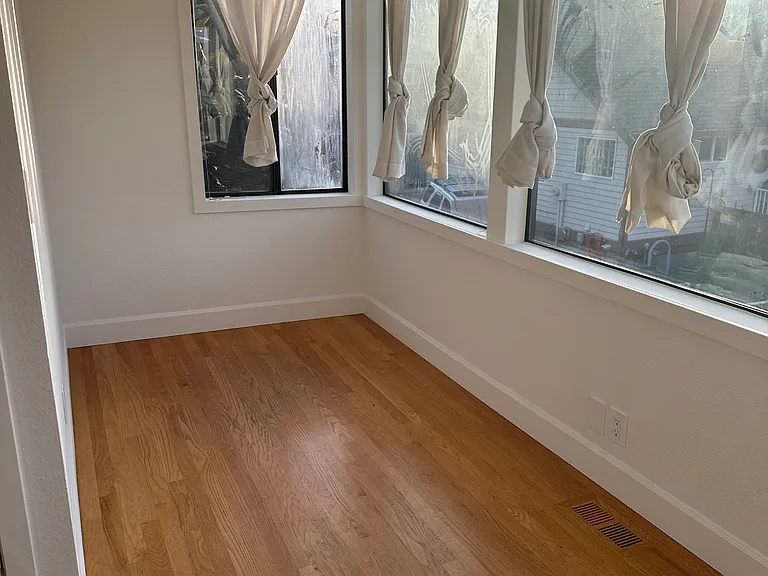 211 7th Ave S — Photo 11