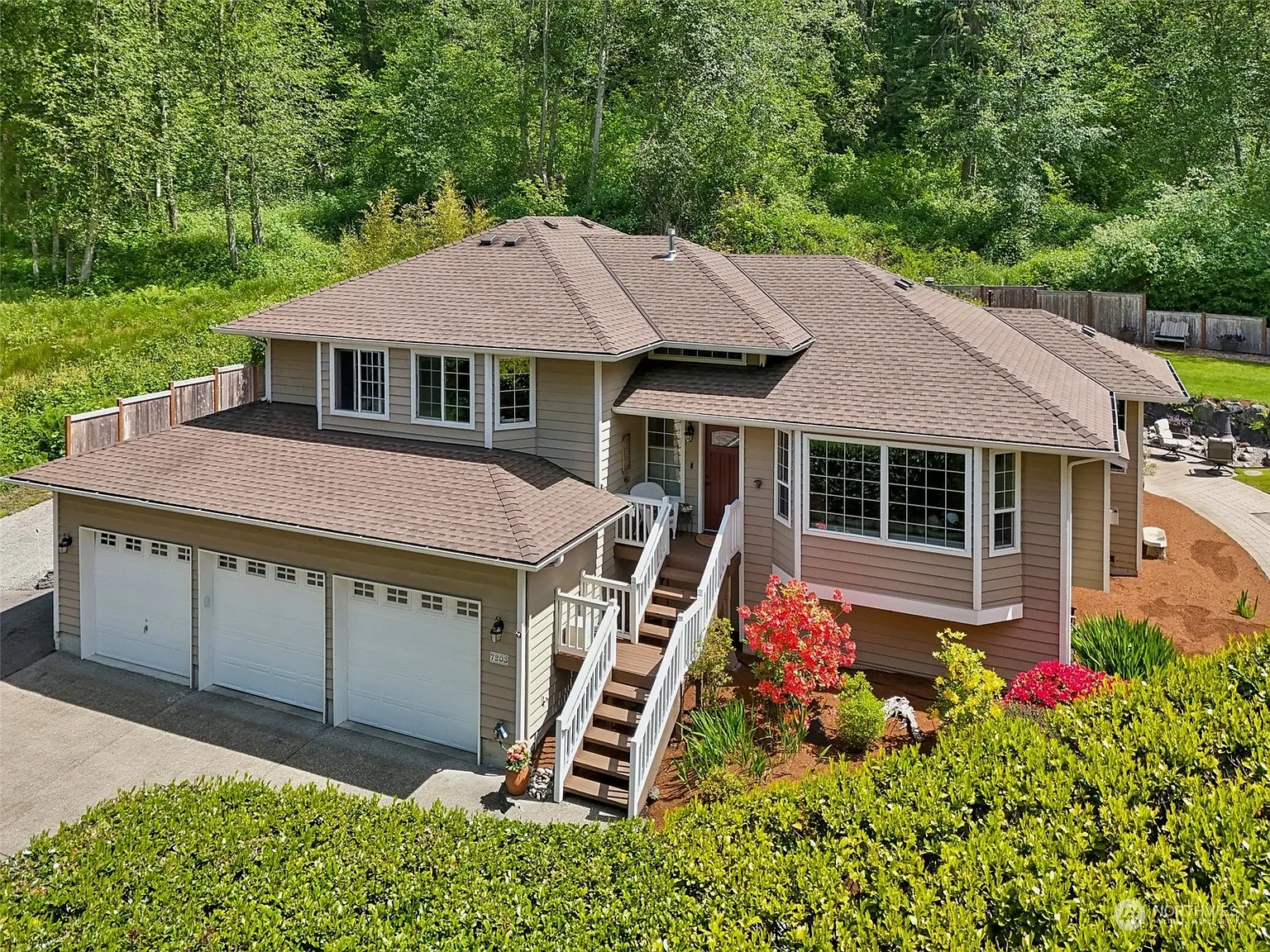 7203 Meadowdale Beach Road photo 1