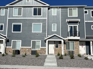3964 N Wildcat Ln, Eagle Mountain, UT 84005
