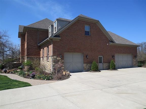 2nd image of 694 Grand Wood Ct