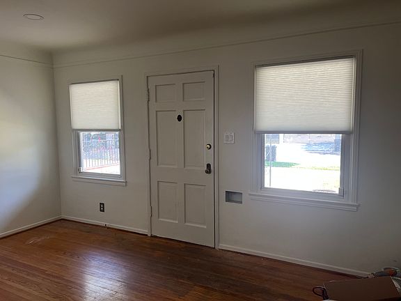 5th image of 6247 Carpenter Ave
