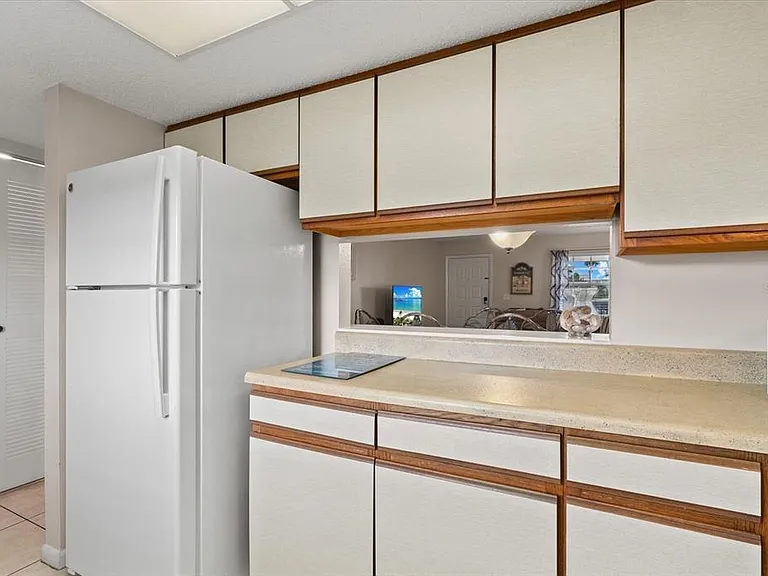 1531 Placida Rd #204 — Photo 14