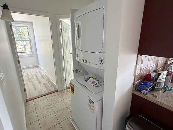 5th image of 6909 Luther Rd #2L