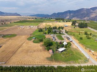 4 Peacock Ln, Omak, WA 98841