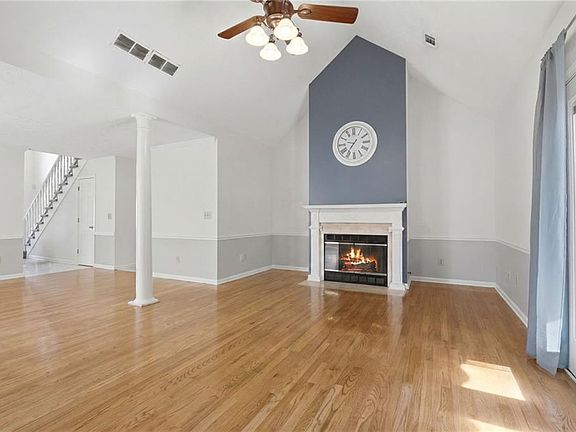4th image of 813 Ridgeland Trl