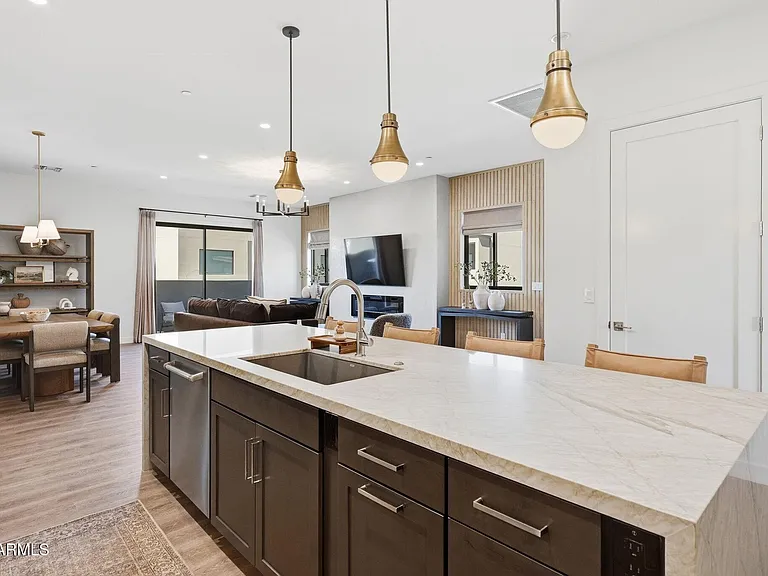 6525 E Cave Creek Rd #105A — Photo 4
