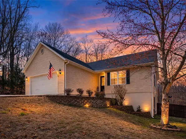 7 Bradwell Ln, Bella Vista, AR 72715