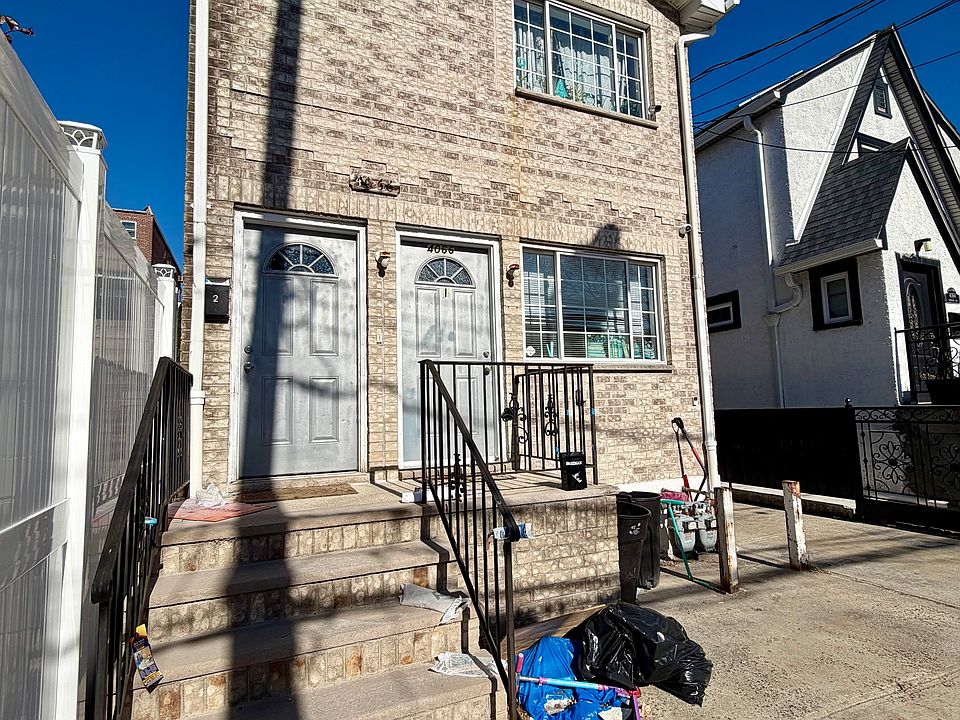 1st image of 4066 Murdock Ave #1