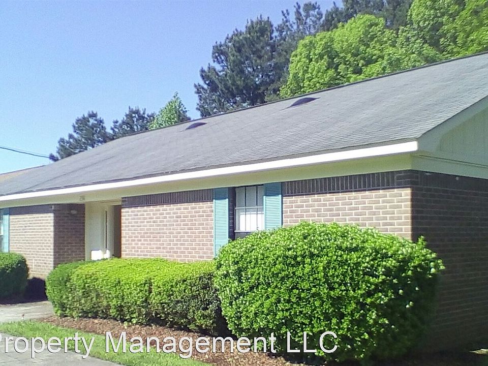 1st image of 236 Helen Cir APT B