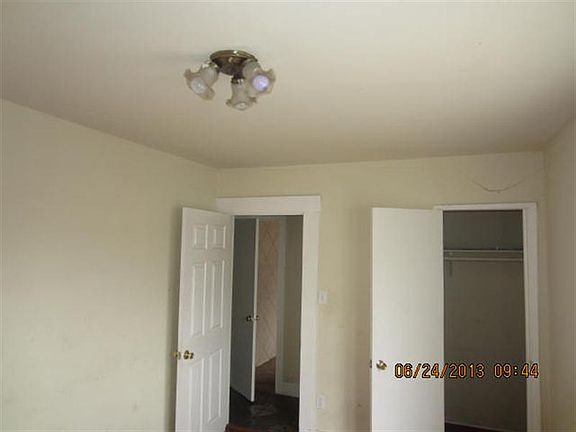 4th image of 6511 Bonsallo Ave