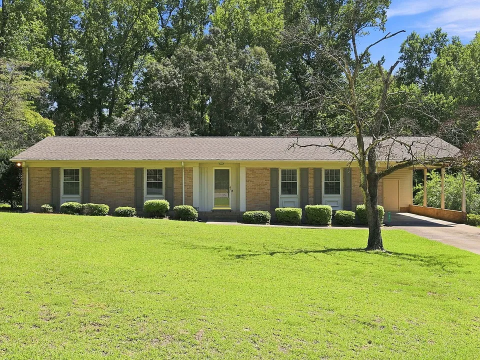 41 Hillcrest Dr