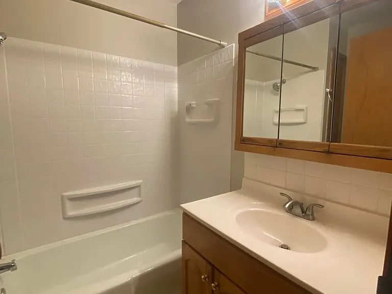Ashworth Apartments — Photo 13