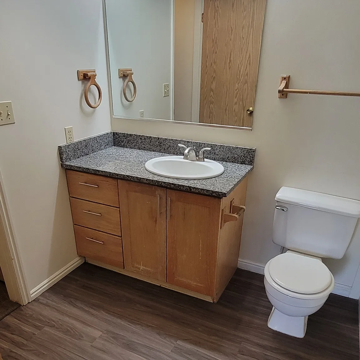3 bed, 1700 sqft, $1,650 — Photo 3