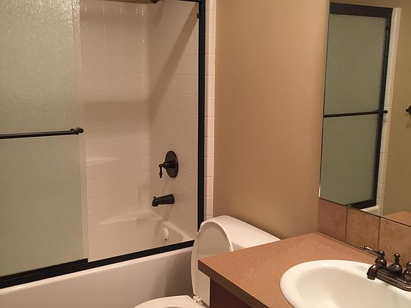 3rd image of 630 S 36th Ave #1
