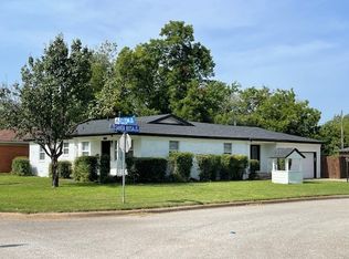 2113 Elton Rd, Haltom City, TX 76117