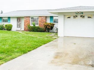 1002 Temple Ave, Bradenton, FL 34207