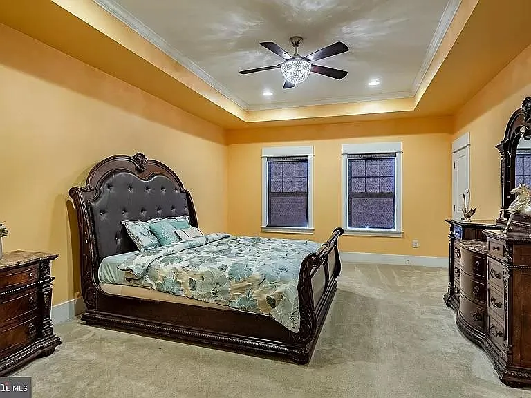 309 Quigley Dr — Photo 16