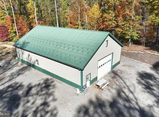 7942 N High Rock Rd W, Hanover, PA 17331