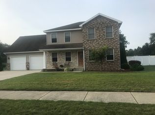 605 4th Ct SE, Demotte, IN 46310