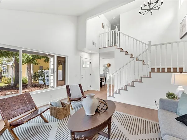15 Snowapple, Irvine, CA 92614