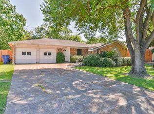 2929 Somerset Ave, Texas City, TX 77590