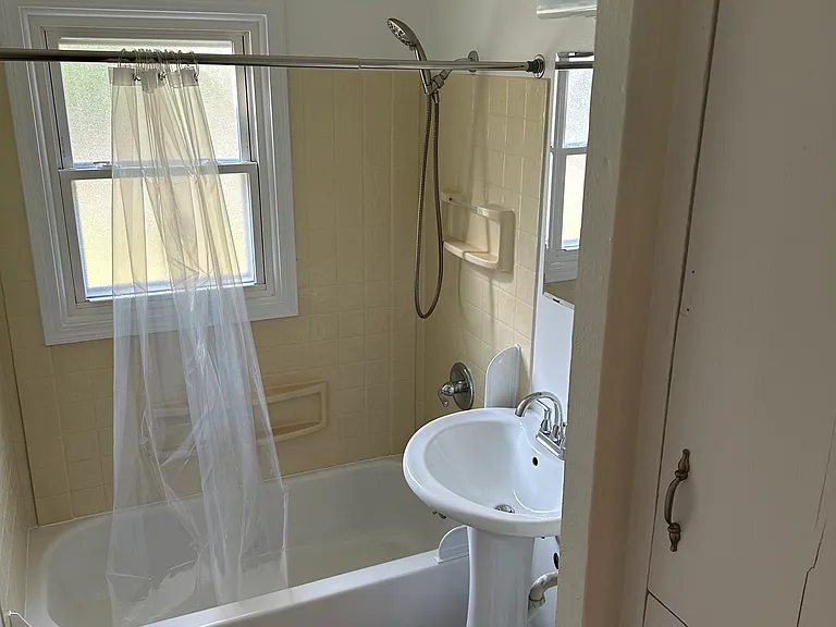 321 W Ainsworth Blvd — Photo 6