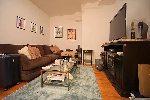 Rented by Compass | media 2