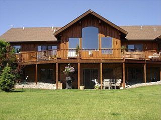 Summer Rear Exterior