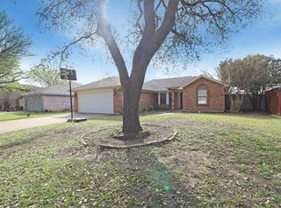 1716 Hastings Dr, Mansfield, TX 76063