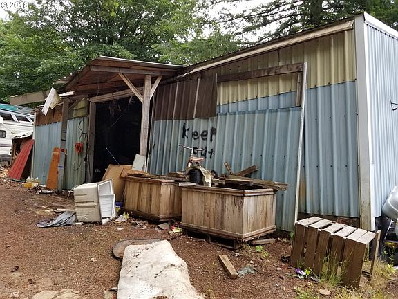 3rd image of 181 Cathmar Park Ln