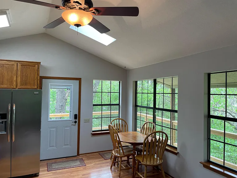 11440 Lakeview Dr — Photo 16
