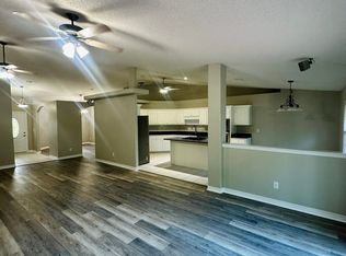 7570 Woodmont St, Navarre, FL 32566