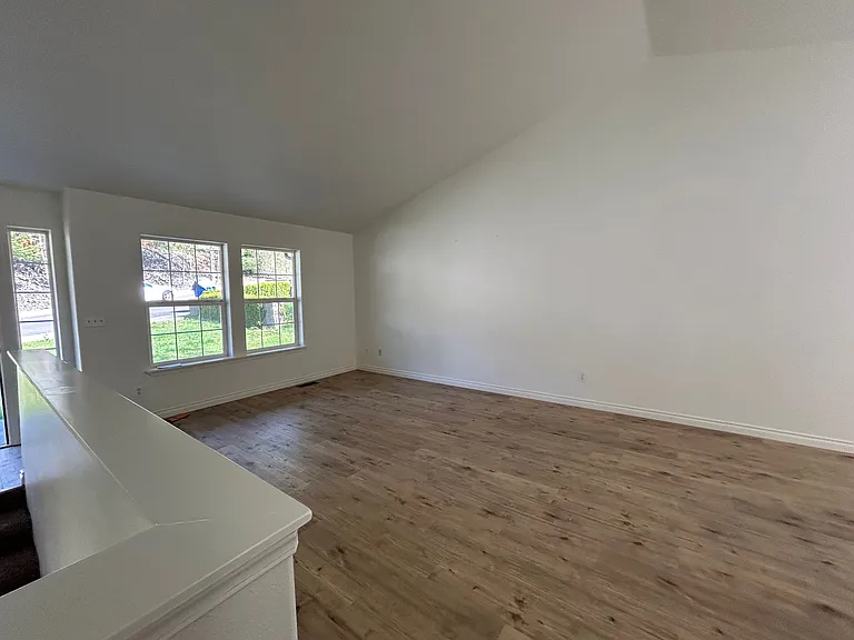 148 Cedar Falls Dr — Photo 6