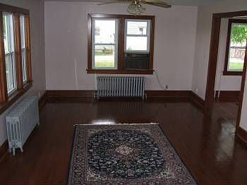 2nd image of 21 Morris Ln