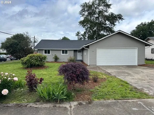 590 Lake Ave, Woodland, WA 98674