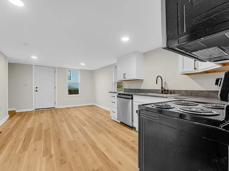 1251 Richwood Ave — Photo 24