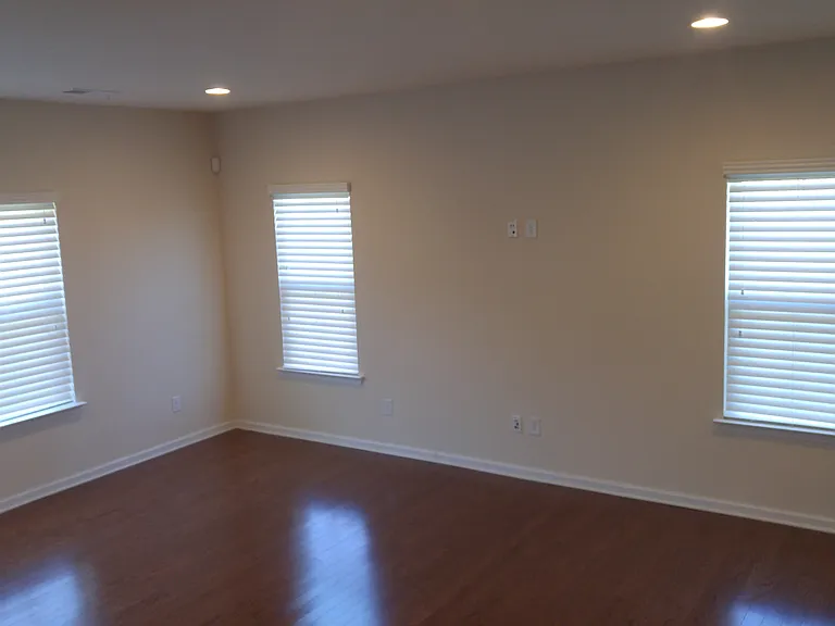 2504 Alyssa Ln — Photo 8
