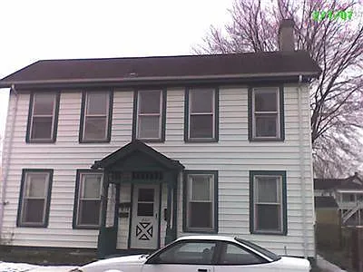 111 Pearl St #2
