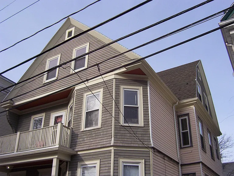 Highland Ave — Photo 17