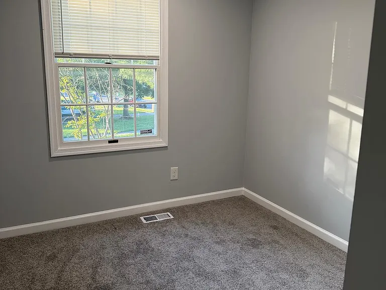 6554 Macbeth Way — Photo 11