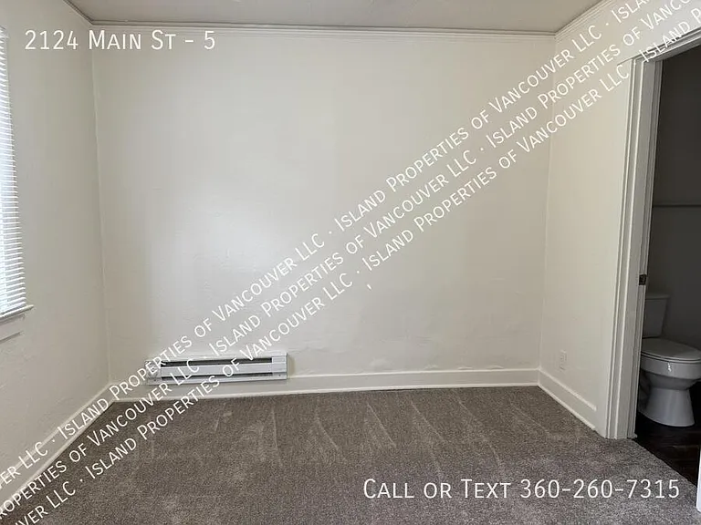 2124 Main St #5 — Photo 6