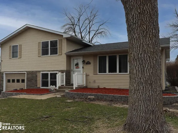 111 Austin St, Rockwell City, IA 50579