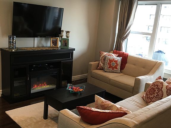 4th image of 855 E Broadway #3E1