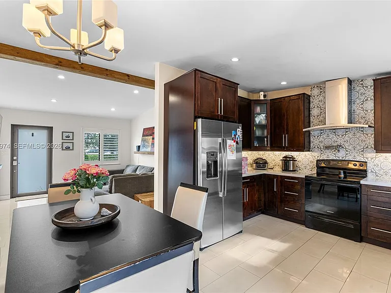 3010 SW 103rd Ave — Photo 4