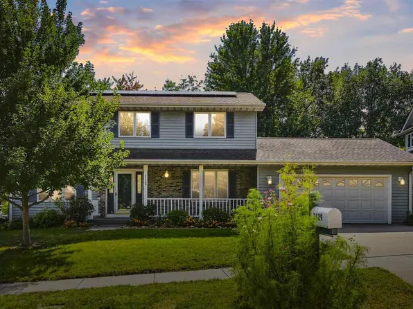 1129 Hampton Ct, Iowa City, IA 52240