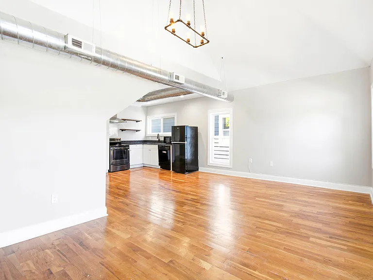 1633 Merrick St #1 — Photo 4